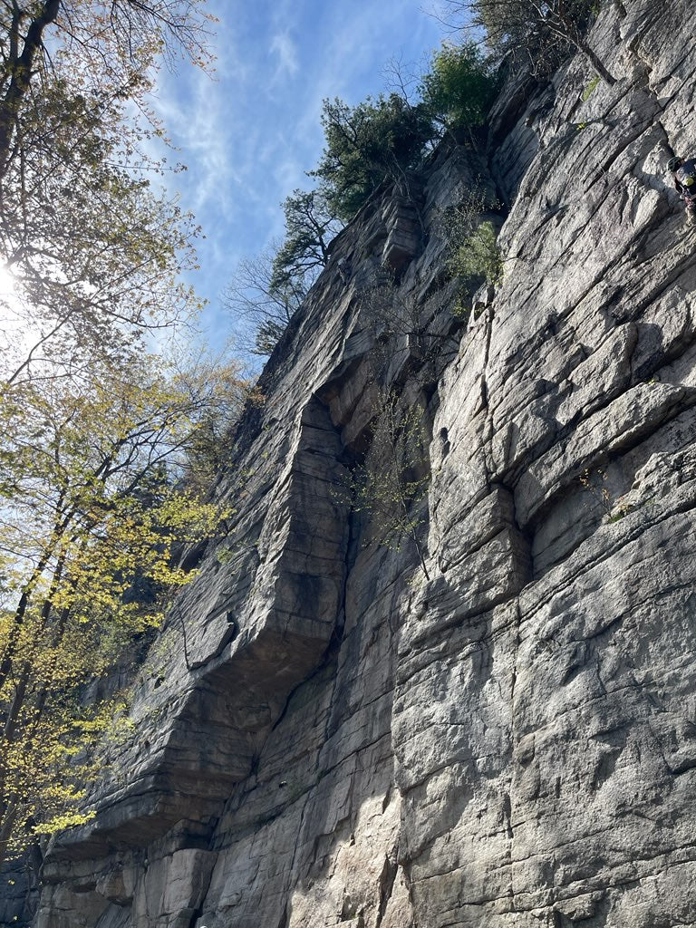 How Rock Type Shapes Movement and Load on the Body